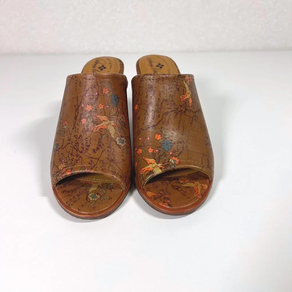 Patricia Nash Ottavia Floral Map Italian Leather Mules Block heel size 7.5 - Picture 2 of 9
